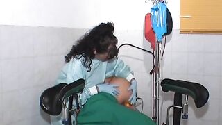 Young Woman gets an Enema - Frau bekommt einen Einlauf