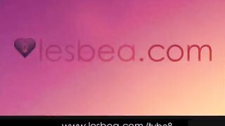 Lesbea Female Orgasm oral sex