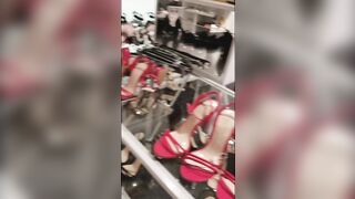 Hot Girls Hook up in Fitting Room