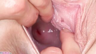 PJGIRLS - 18 Y.o. Princess' Deep Fisting makes her Pussy Gape beyond Belief
