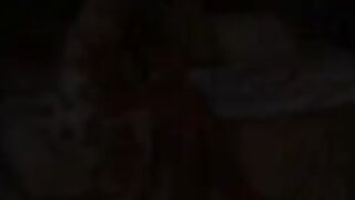 Beautiful young lady w-hot Mature babe