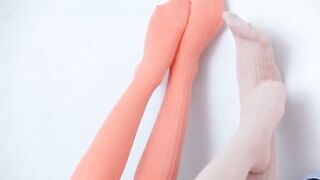 Stephanie and Gloria orally pleasing pussy