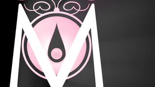 MILF Realtor Seduces  and gives Facesitting Orgasm