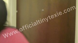 Midget Tiny Texie & BBW Cotton Candi Smothering