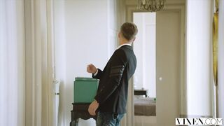 Slender red fox and friend jia ffm threesome