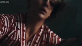 Jodie Comer (Villanelle) fucks Eve at her apartment