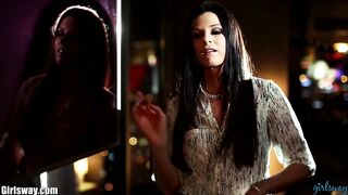 Naive Call Girl is seduced by Lesbian Executive: Girlsway