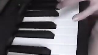 Indeed... Samantha as an amateur musician !!!.