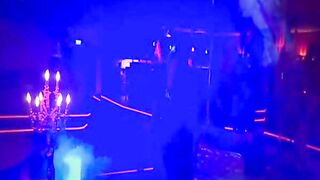 Hamburg St. Pauli - Monika Bar - Drei Bardamen Treiben Es