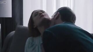 Louisa Krause, Anna Friel - 'TGE' S02E09