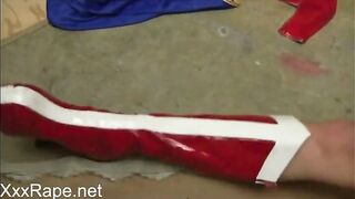 Supergirl Meets Her Doom