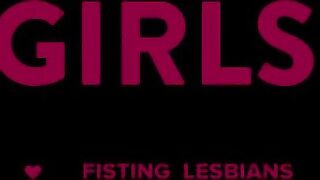 PJGIRLS - Gyno Comparison Exam - Teen Lesbians Play Gynecologist in Comparative Speculum Examination