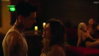 Paradise City 2021 S01 E08 (Bella Thorne & WWE Eva Marie)