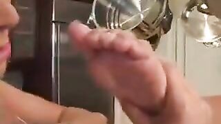 Kitchen lesbian foot
