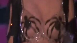 Elvira's Boob Action