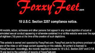 Mia's feet worshipped