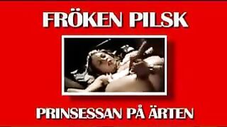 Angelica Guldlock is Miss Horny