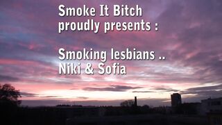 Smoking lesbians