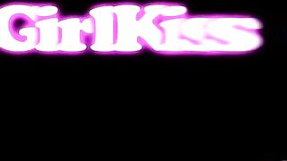 Molly & Jessica in lesbian action