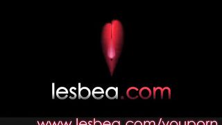 Lesbea Teen best friends make love