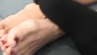 Sleepy Foot Smelling