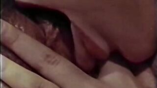 Lesbian Peepshow Loops 647 70s and 80s - Scene 4