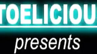 Sandra gettin toes sucked