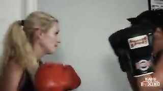 Constance vs hotstuff Hollie