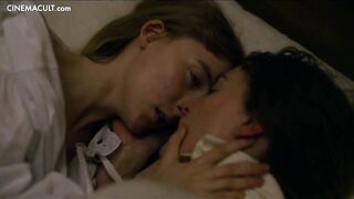 Nude Celebrities - Lesbian Scenes part 1