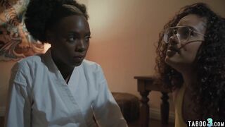 Lesbian black panthers Ana Foxxx and Scarlit Scandal eating pussies