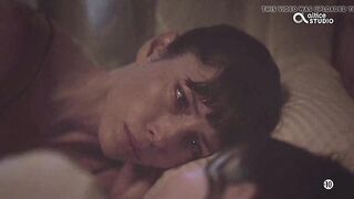 Jessica Biel Kiss girl in a series  ( The Sinner)