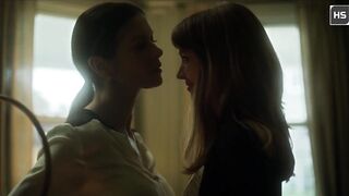 Catherine Zeta-Jones and Rooney Mara – Hot Lesbian Kiss 4K