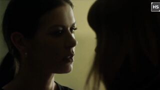 Catherine Zeta-Jones and Rooney Mara – Hot Lesbian Kiss 4K