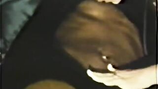 Lesbian Peepshow Loops 586 70s and 80s - Scene 2