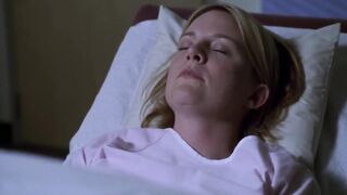 Laurel Holloman and Jennifer Beals - The L Word 02