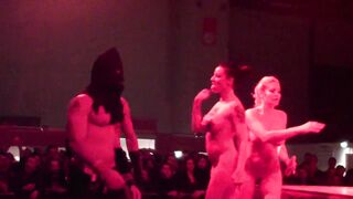 Vittoria Risi and Amandha Fox Fucked Hard on Live Hard Show