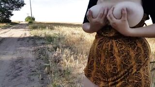 Single Girl Seeks a Lover! Public outdoor sex