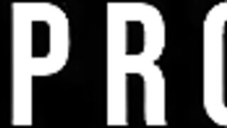 Kinky blonde Nadia is driven with Jessica Soles’ feet, she covers every inch of it with hot saliva