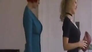 Yuliya Mayarchuk Francesca Nunzi lesbian sex scene from cheeky
