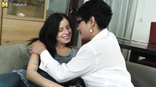 Daughter fucks mature lesbian not her step mom