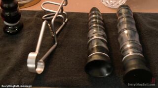 MILF and brunette lesbians anal fucking (Isis Love, Sovereign Syre)