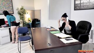 MILF Sheena get to the business while Dianas tongue plays on her clit (Sheena Ryder, Diana Grace)