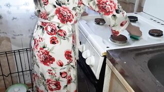 Fucking a housemaid in the kitchen while my husband was resting