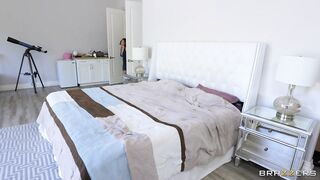 Brazzers: Call Him Over On PornHD