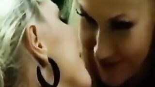 Hot Kinky Latex lesbians