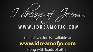 Oily lesbian massage with climax