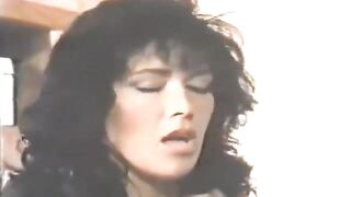 Lilli Carati e Tracey Adams - Una moglie molto infedele