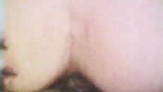 Lesbian Peepshow Loops 614 70's and 80's - Scene 3