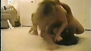 Chubby Amateur Catfight (2)