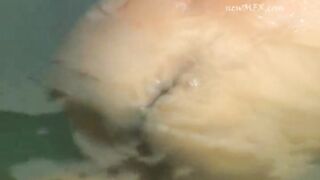 Lesbians love to smell farts !